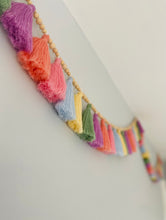Load image into Gallery viewer, macrame tassle garland